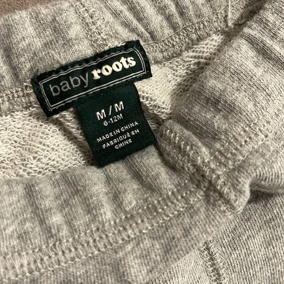 Roots baby 6-12 month shorts in grey - Picture 4 of 5
